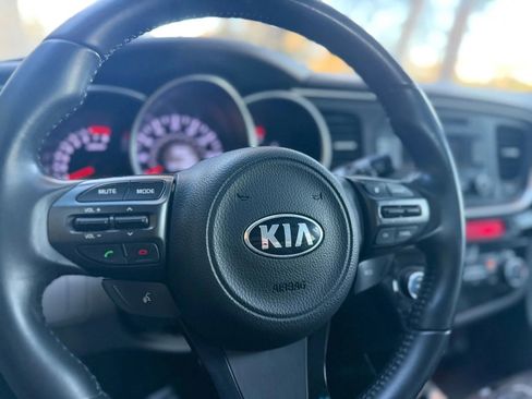 Used 2015 Kia Optima EX image 39