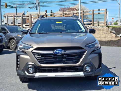 Used 2023 Subaru Outback Limited AWD/4WD image 2