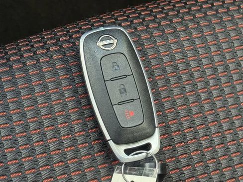 Used 2025 Nissan Kicks SR FWD image 30
