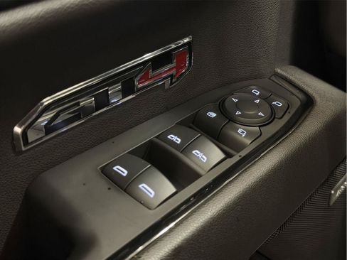 Used 2023 GMC Sierra 1500 AT4 w/ AT4 Premium Package AWD/4WD image 38