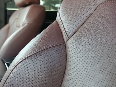 Used 2024 Kia Telluride SX image 13