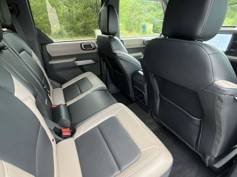 Used 2022 Ford Bronco Wildtrak AWD/4WD image 12