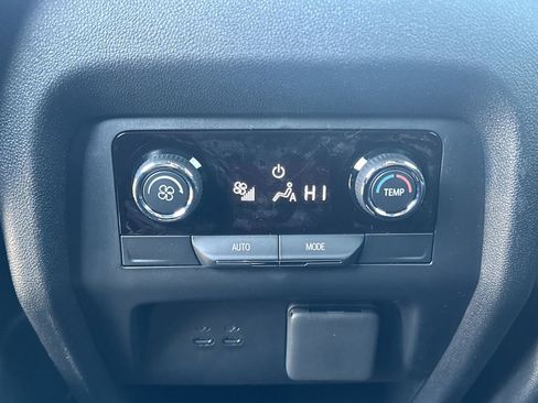 New 2026 Chevrolet Traverse LT w/ Midnight/Sport Edition image 25