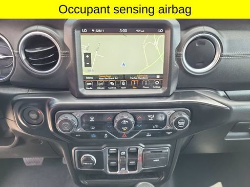 Used 2023 Jeep Wrangler Unlimited Sahara w/ Dual Top Group AWD/4WD image 23
