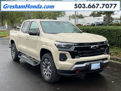 Used 2024 Chevrolet Colorado Z71 w/ Z71 Convenience Package 2