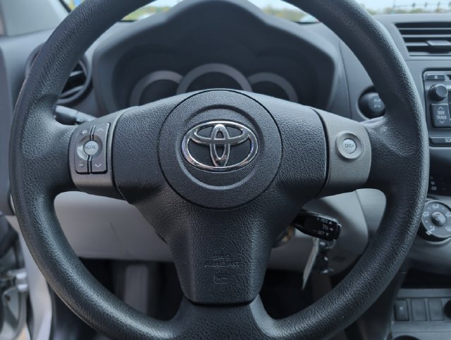 Used 2012 Toyota RAV4 4WD w/ Value Pkg image 14