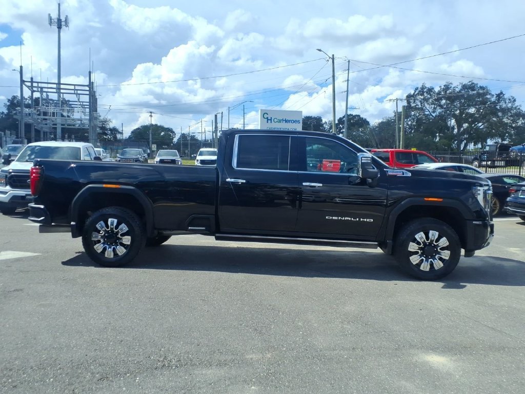 Used 2025 GMC Sierra 2500 Denali w/ Max Trailering Package AWD/4WD image 8