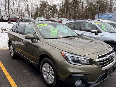 Used 2019 Subaru Outback 2.5i Premium image 6