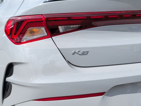 Used 2022 Kia K5 GT-Line w/ GT-Line FWD Premium Package image 11