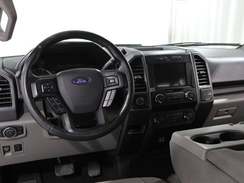 Used 2019 Ford F150 XLT w/ Equipment Group 302A Luxury image 7