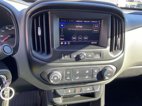Used 2022 Chevrolet Colorado W/T w/ Custom Special Edition image 25