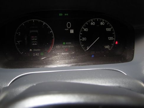 Certified 2023 Honda HR-V LX image 4