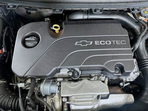 Used 2018 Chevrolet Cruze LT FWD image 31