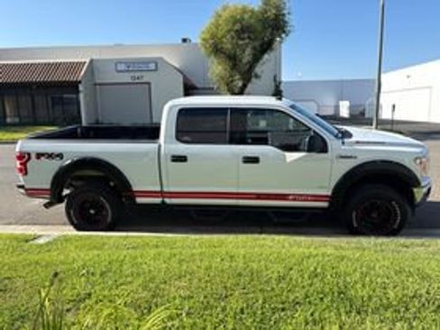 Used 2019 Ford F150 4x4 SuperCrew image 4