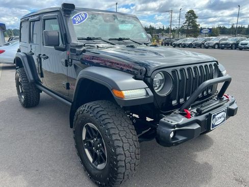 Used 2019 Jeep Wrangler Unlimited Rubicon w/ Advanced Safety Group AWD/4WD image 5