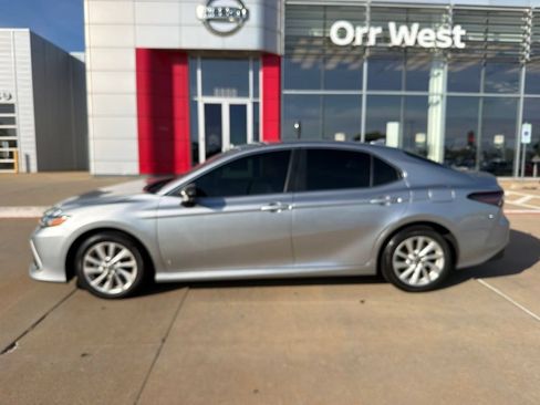 Used 2024 Toyota Camry LE FWD image 2