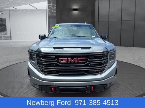 Used 2024 GMC Sierra 1500 AT4 w/ Technology Package AWD/4WD image 2