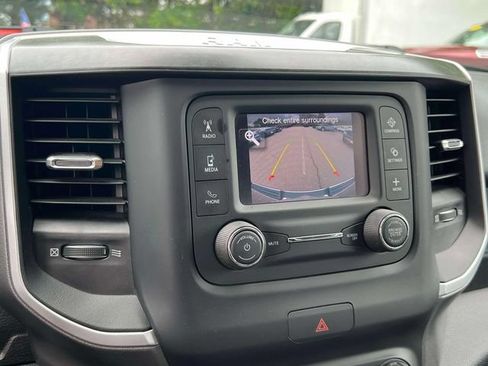Used 2020 RAM 1500 Big Horn AWD/4WD image 12