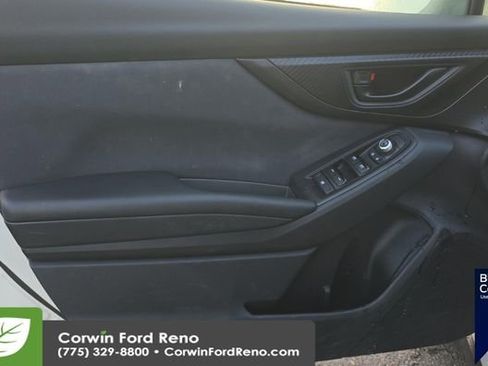 Used 2023 Subaru Crosstrek 2.0i Premium image 14