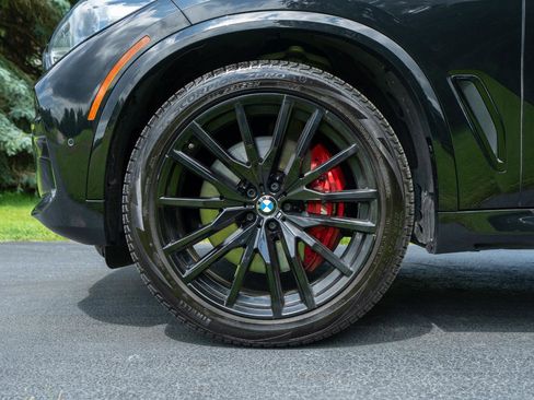 Used 2021 BMW X5 M50i AWD/4WD image 9