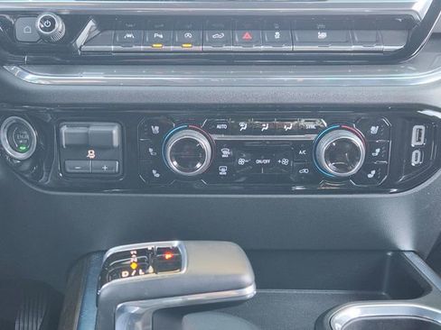 Used 2024 Chevrolet Silverado 1500 High Country w/ Technology Package image 17