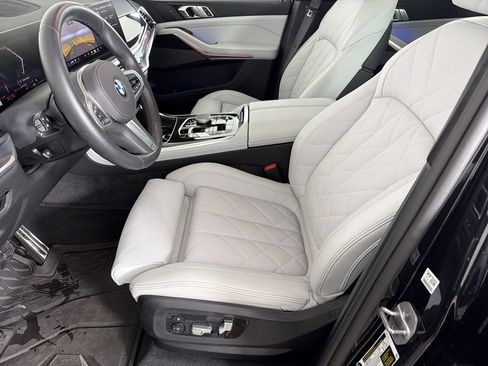 Used 2026 BMW X7 xDrive40i w/ M Sport Package image 7
