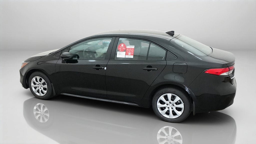 New 2027 Toyota Corolla LE FWD image 4
