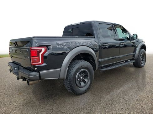 Used 2018 Ford F150 Raptor w/ Equipment Group 802A Luxury image 4
