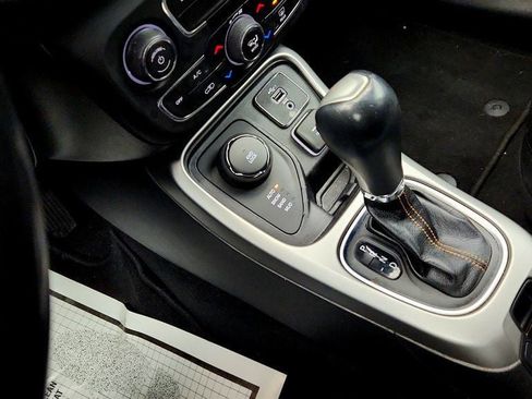 Used 2020 Jeep Compass Latitude image 15