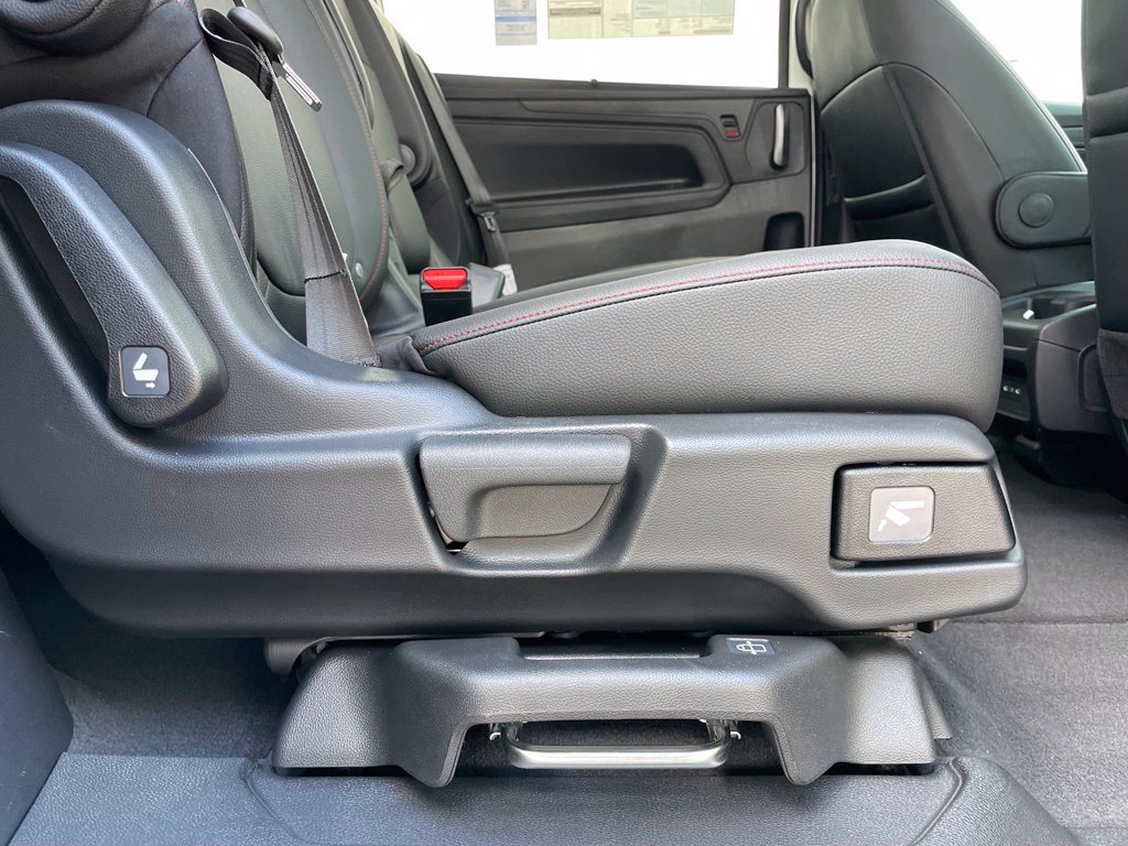 New 2026 Honda Odyssey Sport-L image 34