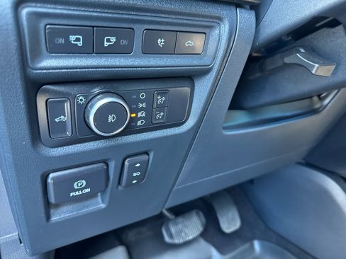 Used 2022 Ford F150 XLT w/ Equipment Group 302A High AWD/4WD image 20