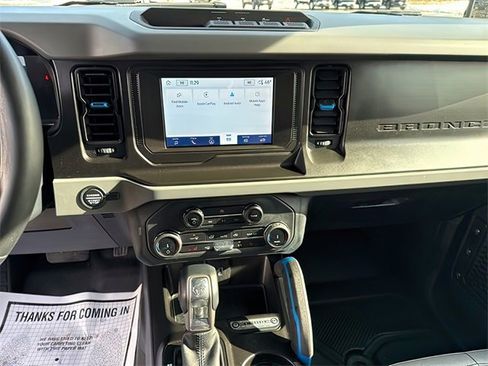 Used 2022 Ford Bronco Black Diamond image 20