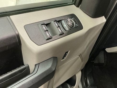 Used 2019 Ford F150 XL w/ Equipment Group 101A Mid RWD image 16