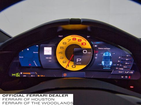 Used 2025 Ferrari Roma Spider image 12