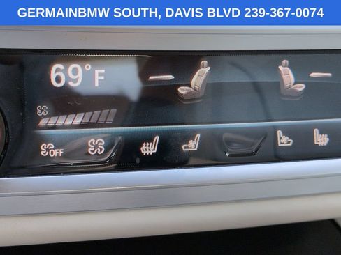 Used 2022 BMW ALPINA B7 xDrive AWD/4WD image 25