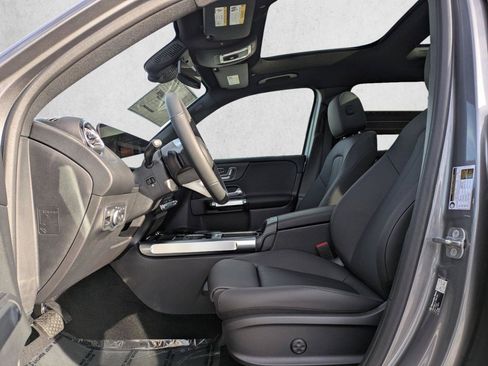 New 2026 Mercedes-Benz GLB 250 4MATIC image 22