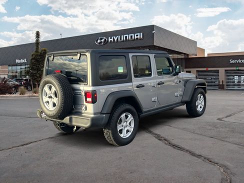 Used 2020 Jeep Wrangler Unlimited Sport S image 5