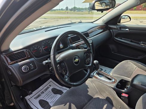 Used 2014 Chevrolet Impala LT w/ LT Sunroof Package FWD image 14