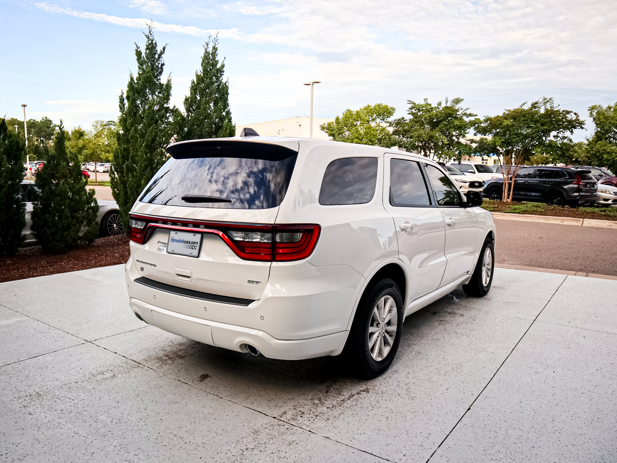 Used 2025 Dodge Durango GT RWD image 10
