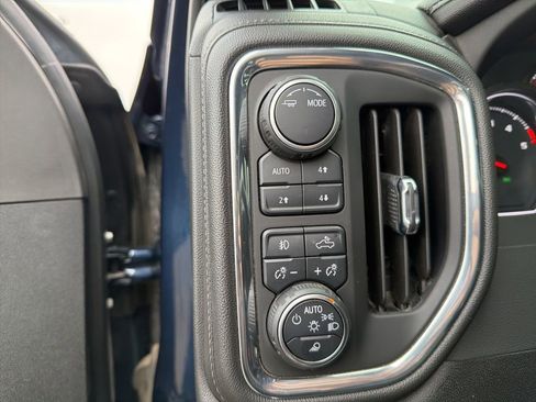 Used 2023 Chevrolet Silverado 3500 LTZ w/ LTZ Plus Package image 22