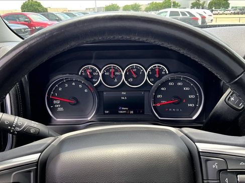 Used 2021 Chevrolet Silverado 1500 LT Trail Boss w/ Convenience Package II AWD/4WD image 19