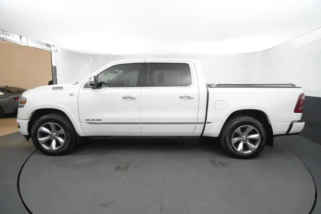 Used 2019 RAM 1500 Limited AWD/4WD image 2