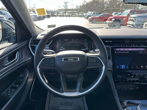 Used 2022 Jeep Grand Cherokee Limited 4xe w/ Luxury Tech Group II image 22