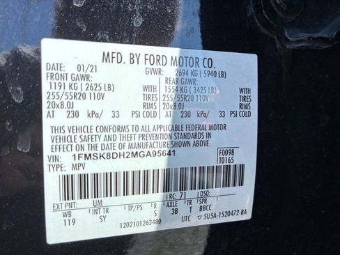 Used 2021 Ford Explorer XLT w/ Equipment Group 202A image 25