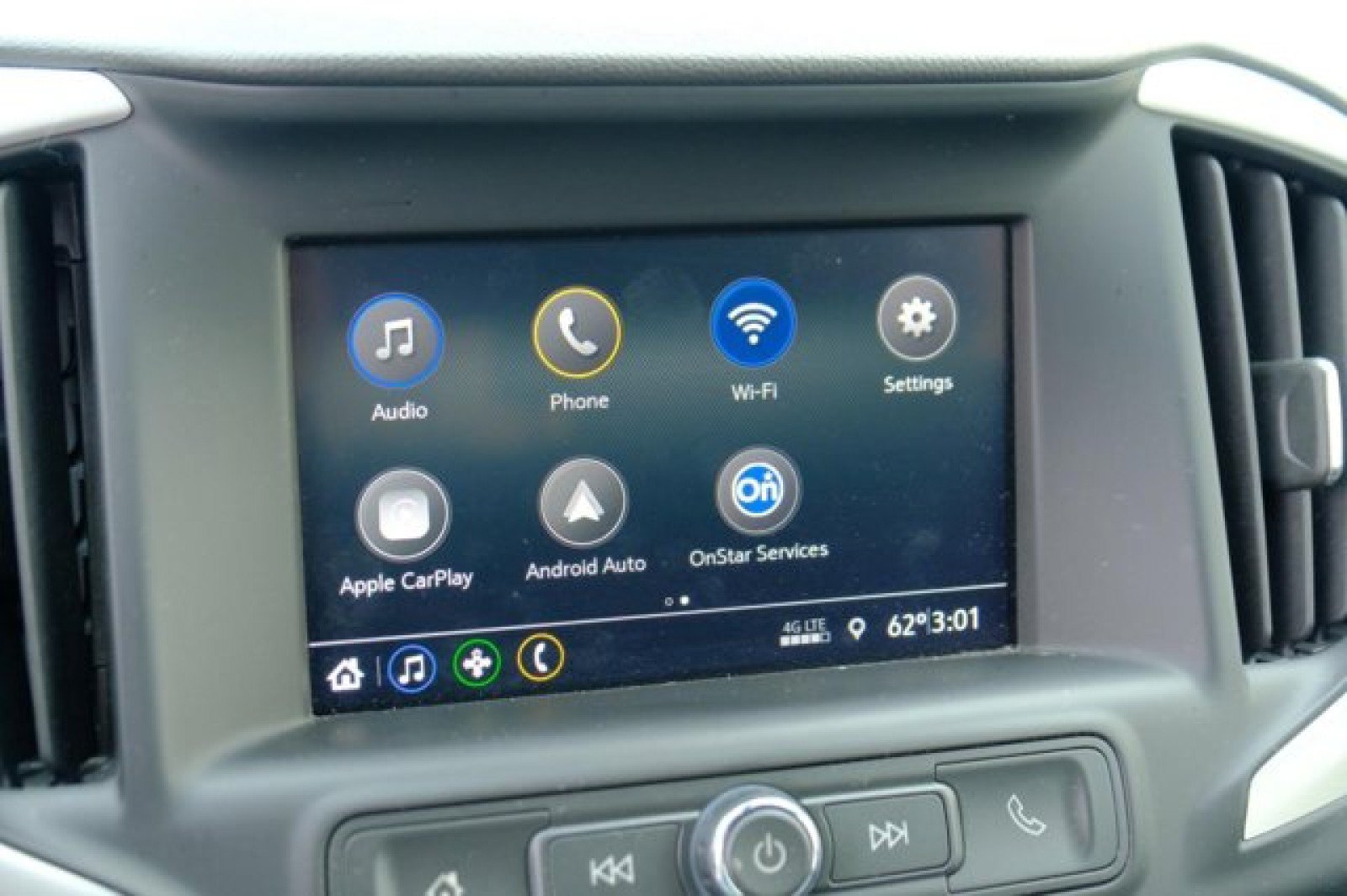 Used 2020 GMC Terrain SLE w/ Driver Convenience Package AWD/4WD image 24