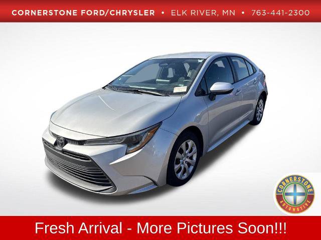 Used 2024 Toyota Corolla LE FWD image 1