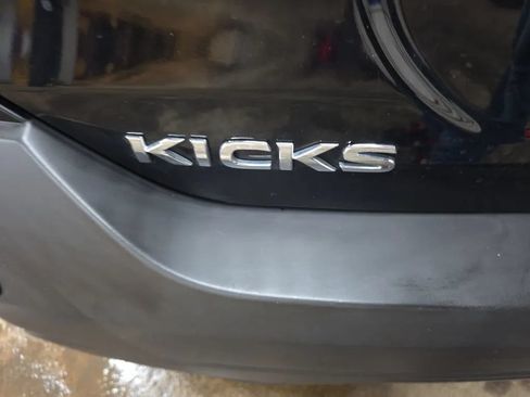 Used 2020 Nissan Kicks SV FWD image 15