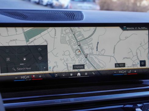 Used 2025 BMW X5 xDrive40i image 27