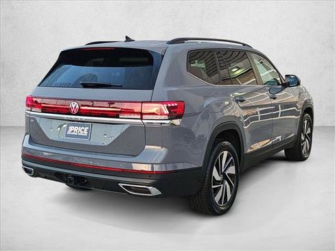 Used 2026 Volkswagen Atlas SE FWD image 5