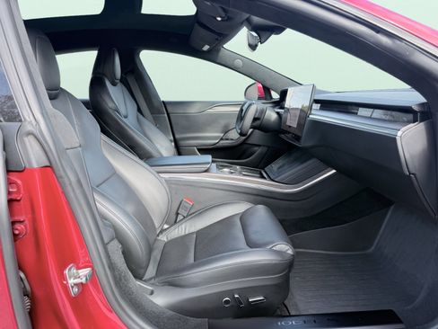 Used 2022 Tesla Model S image 48